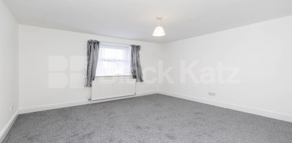 Newly refurbished one bed within a large victorian house in Maida Vale.  Sutherland Avenue, Maida Vale